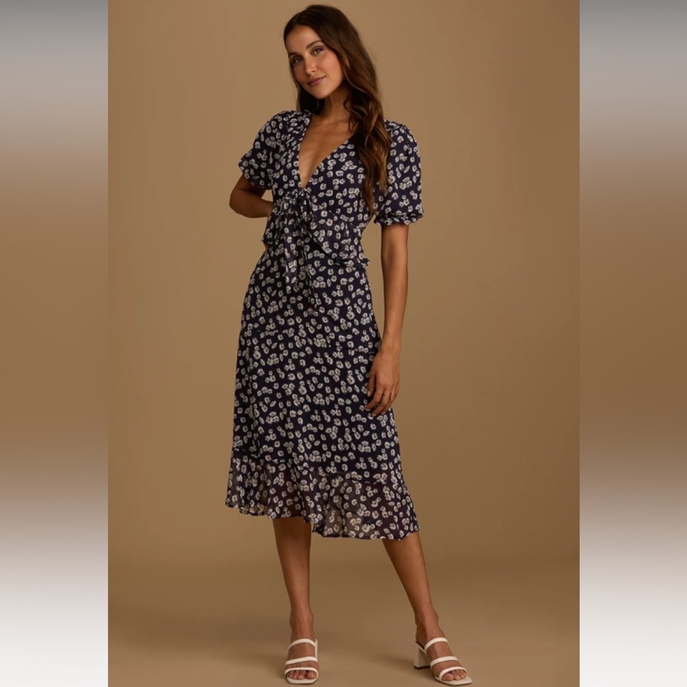 Anything Lovelier Navy Blue Floral Print Tiered Midi Dress size M